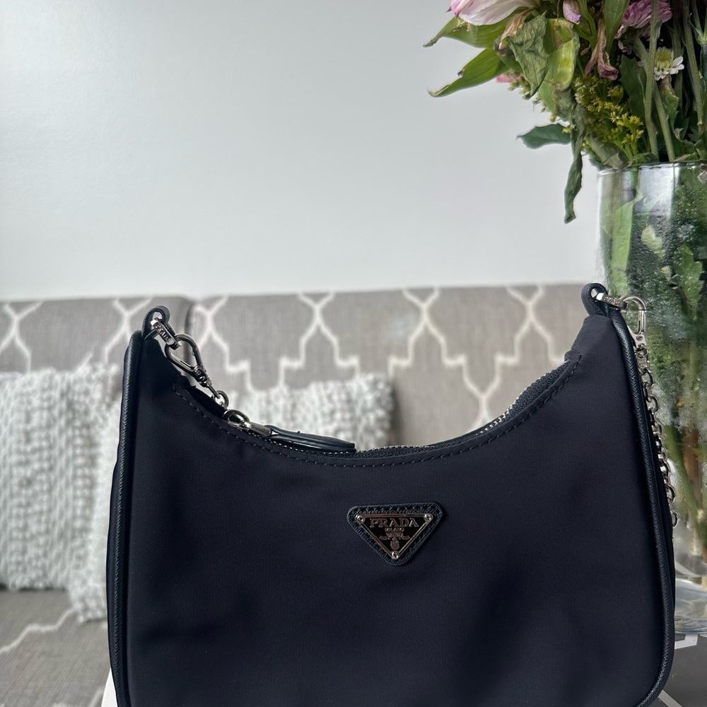 Black Prada Re-Edition 2005 Re-Nylon bag - Picture 2 of 9